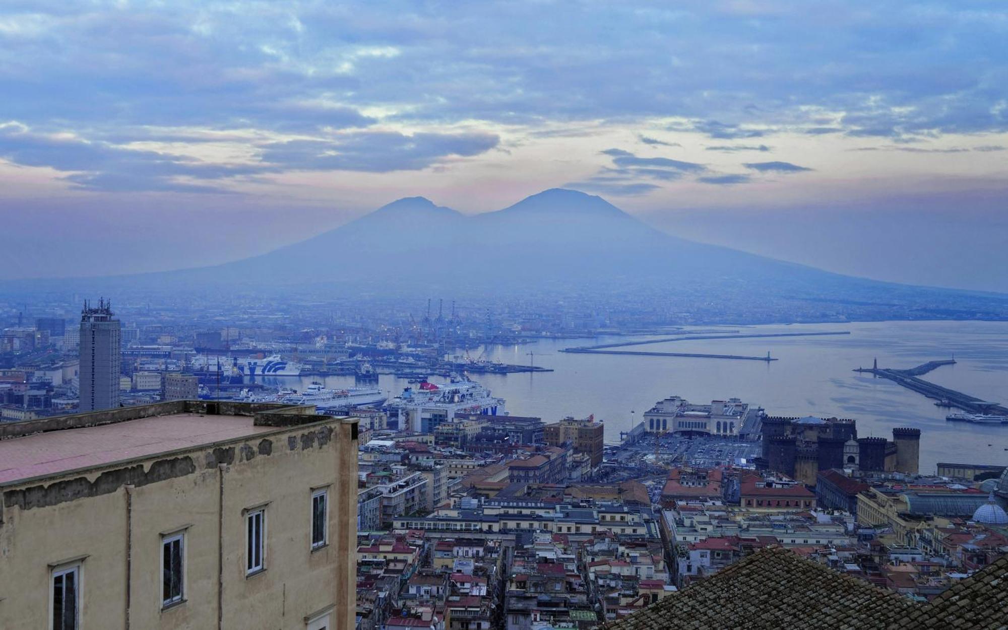 Home Smart Rent Appartamento Nei Pressi Di Via Toledo 2 Camere Da Letto Napoli Exterior foto
