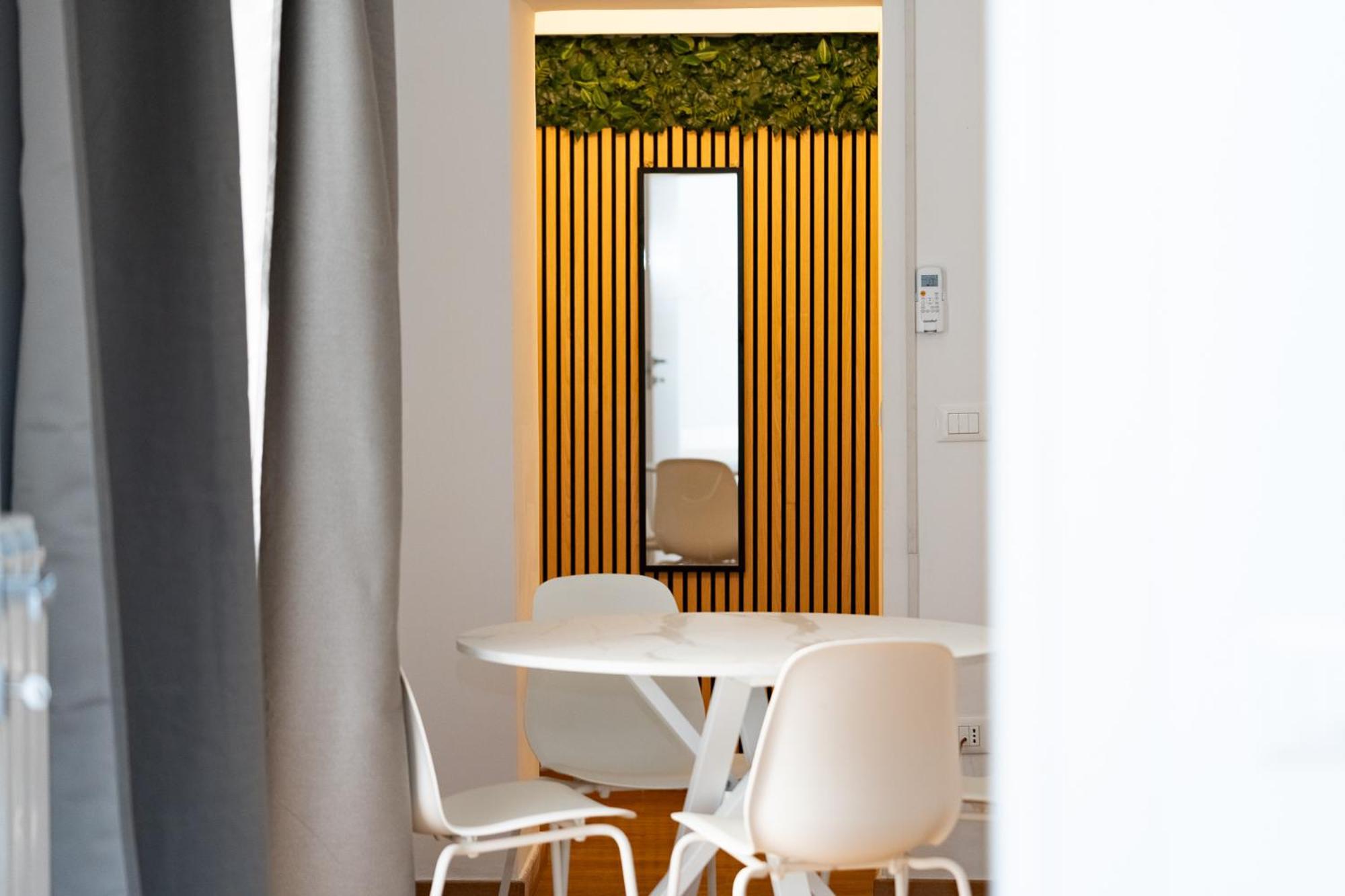 Home Smart Rent Appartamento Nei Pressi Di Via Toledo 2 Camere Da Letto Napoli Exterior foto